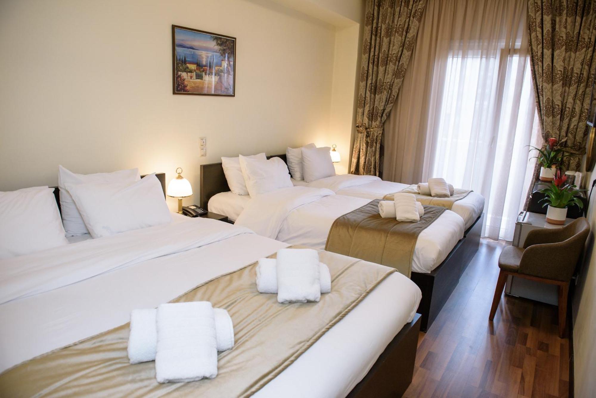 Hotel Padelidaki Tríkala Екстериор снимка